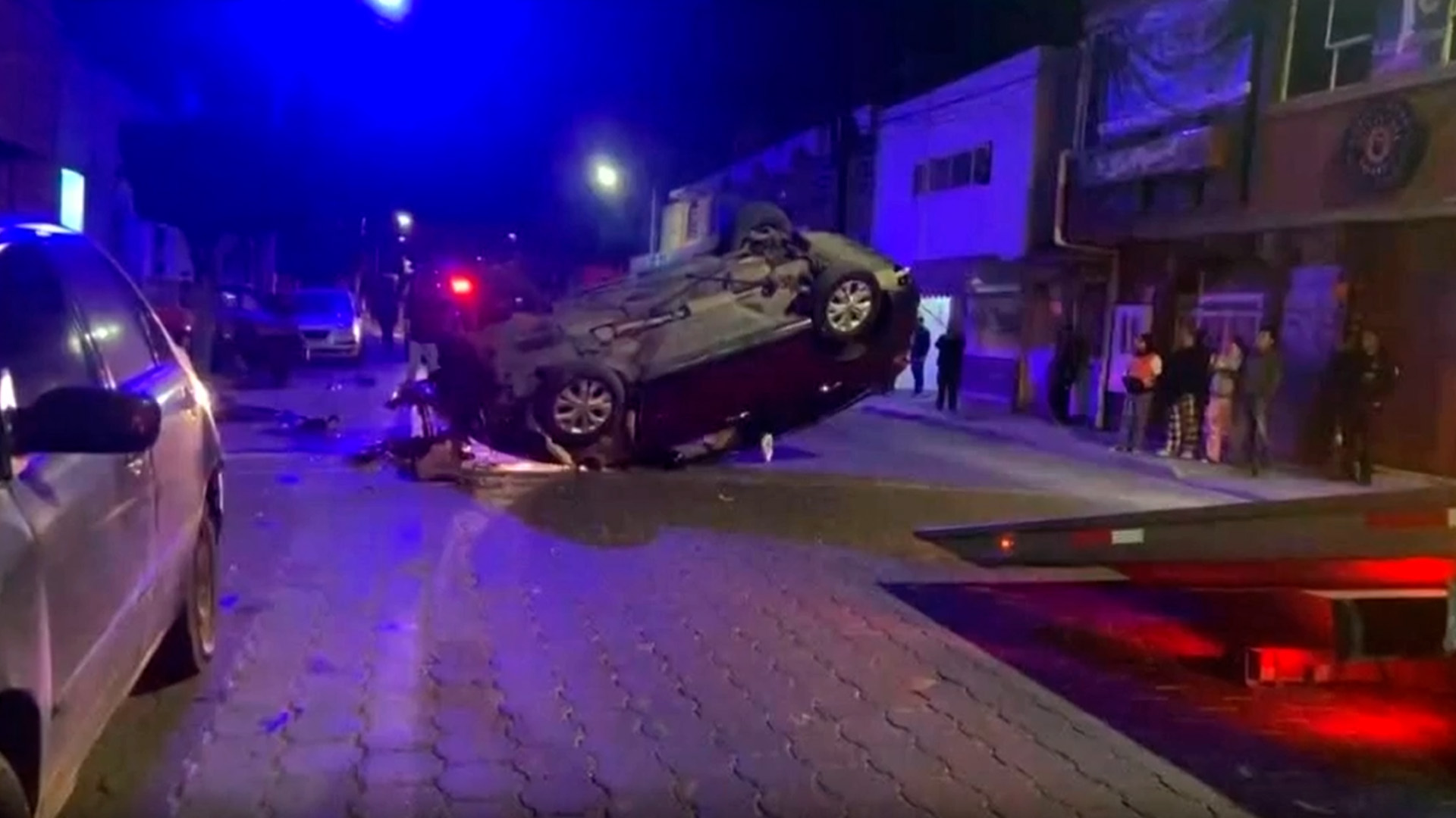 Conductor ebrio provoca volcadura y huye en Tehuacán, Puebla