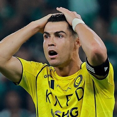 Cristiano Ronaldo y Al Nassr sufrieron la primera derrota de la temporada en la liga de Arabia Saudita, donde el portugués cometió una falla garrafal.
