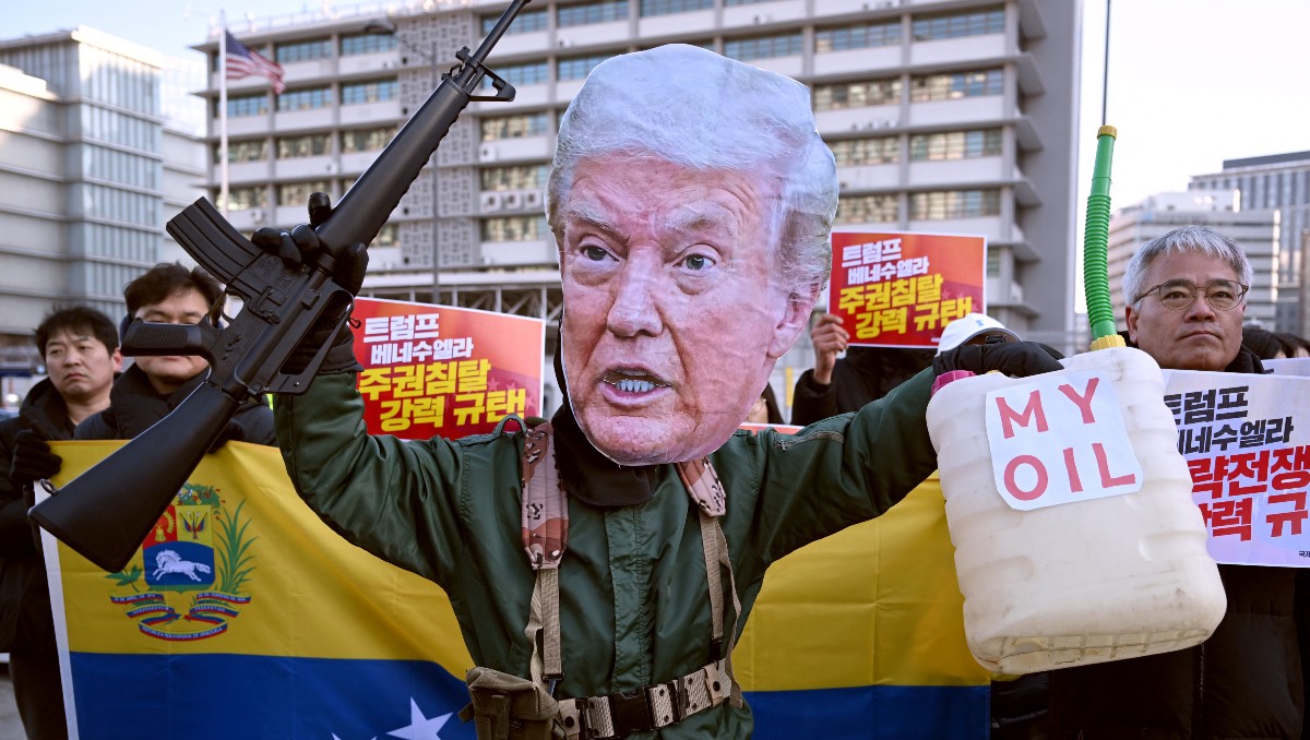 Manifestantes en diversas partes del mundo han condenado las acciones de Trump en Venezuela. | AFP