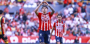 Con un cuadro alternativo, los rojiblancos vinieron de atrás para derrotar 1-3 a los universitarios