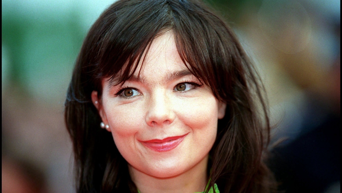 Björk alza la voz por Groenlandia a través de sus redes sociales | Especial