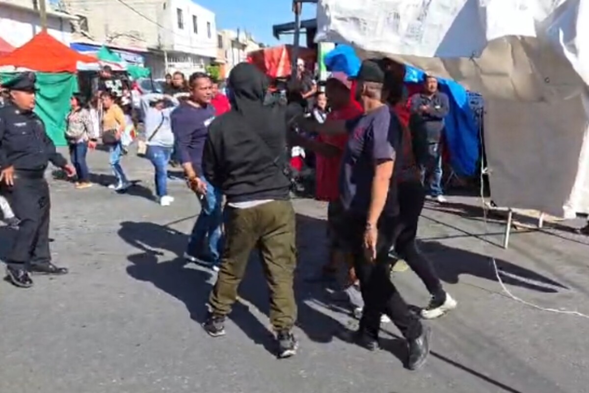 Comerciantes de juguetes se enfrentaron previo a las celebraciones del Día de Reyes en Pachuca