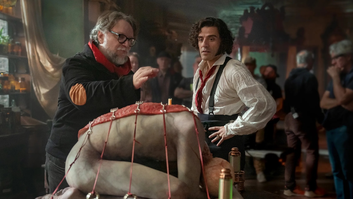 Guillermo del Toro reflexiona sobre su película FRankenstein | Especial