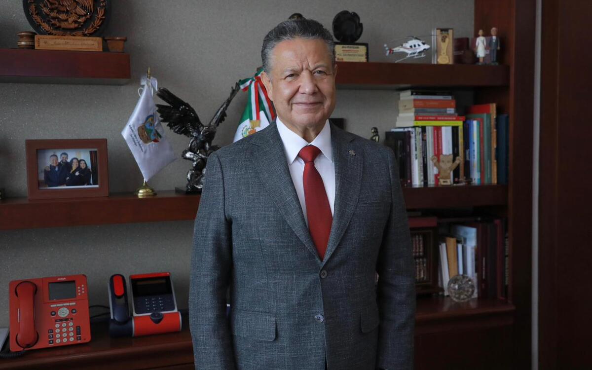 "Me gustaría ser recordado como alguien que nunca se alejó del pueblo", destaca el mandatario estatal. (Foto: Miguel Ángel Puértolas)