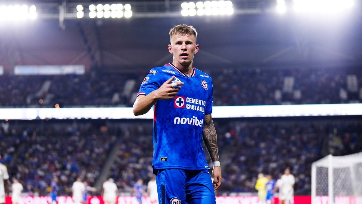 Mateusz Bogusz regresará a Cruz Azul tras siete días de ausencia (Imago7)