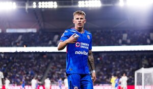 El polaco Mateusz Bogusz volverá con el Cruz Azul luego de haberse ausentado siete días de la pretemporada; aunque será sancionado internamente.