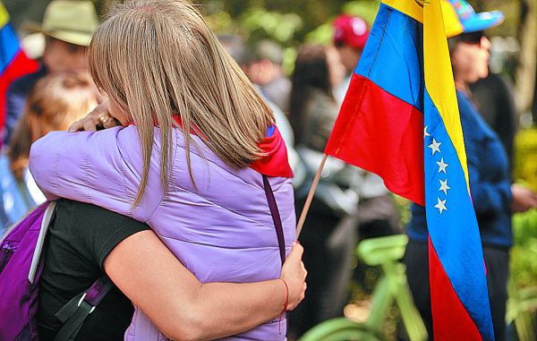 Migrantes venezolanos marcharon en Ciudad de México. ARACELI LÓPEZ