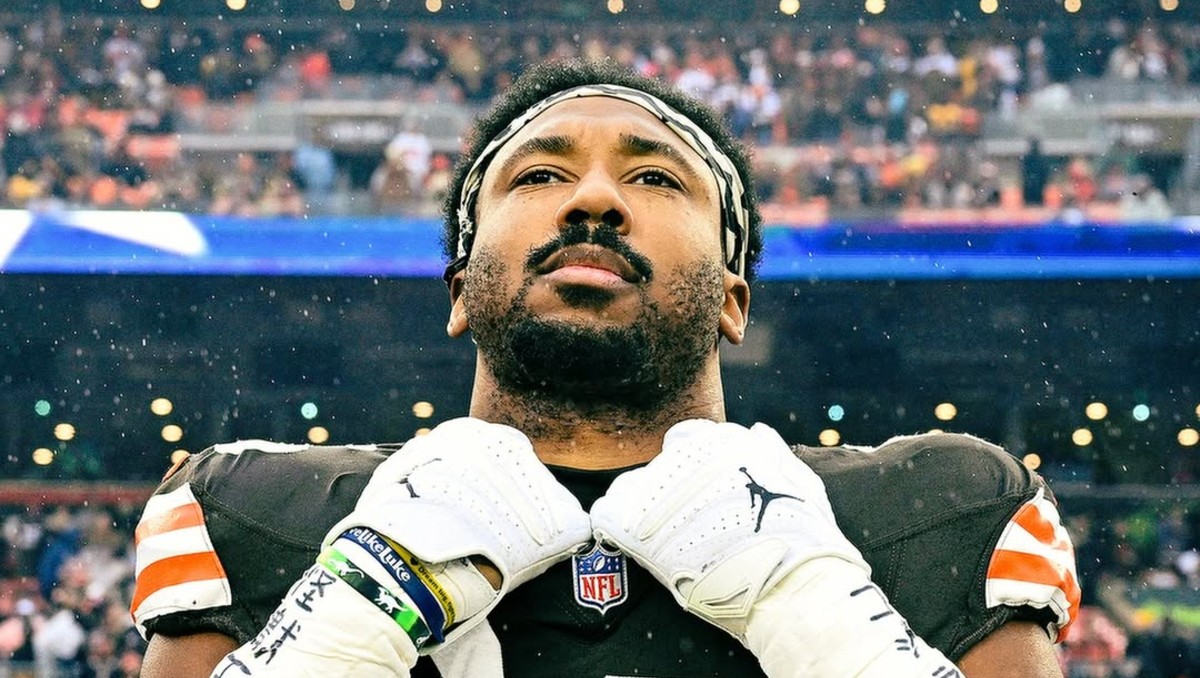 Myles Garrent amarra premio al Defensivo del Año en la NFL (Instagram @flash_garrett)