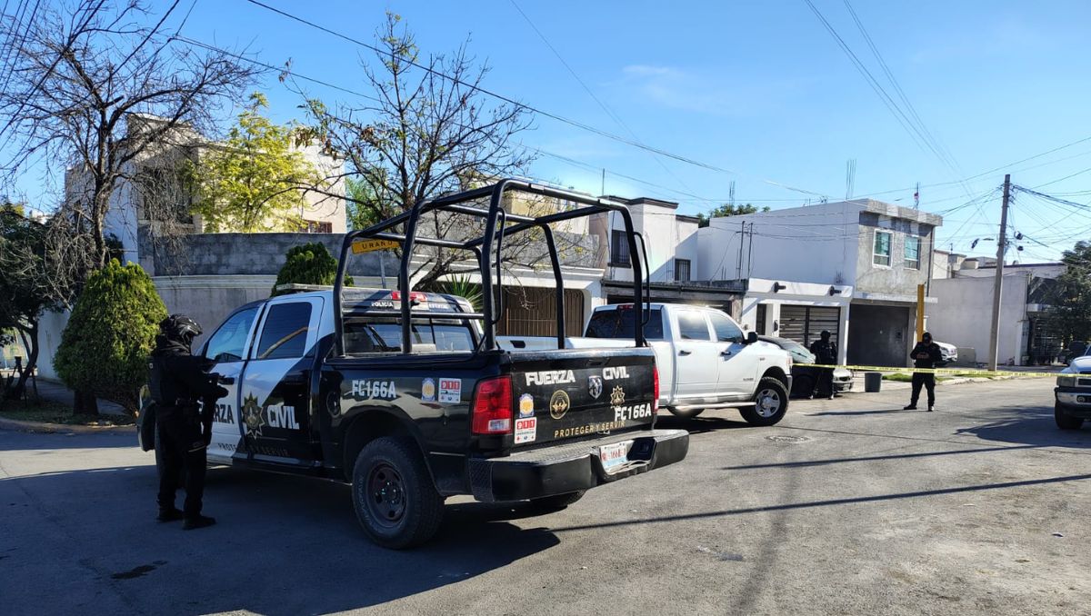 Paramédicos de la Cruz Roja auxiliaron a los heridos y los trasladaron de emergencia al Hospital Universitario | Agustín Martínez