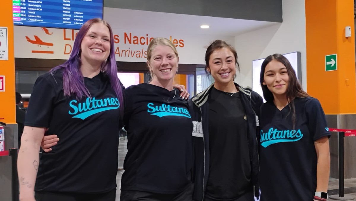 Samantha Show, Alana Snow, Morgan Howe y Guadalupe Piña llegan a Monterrey (Cortesía Sultanes Femenil)