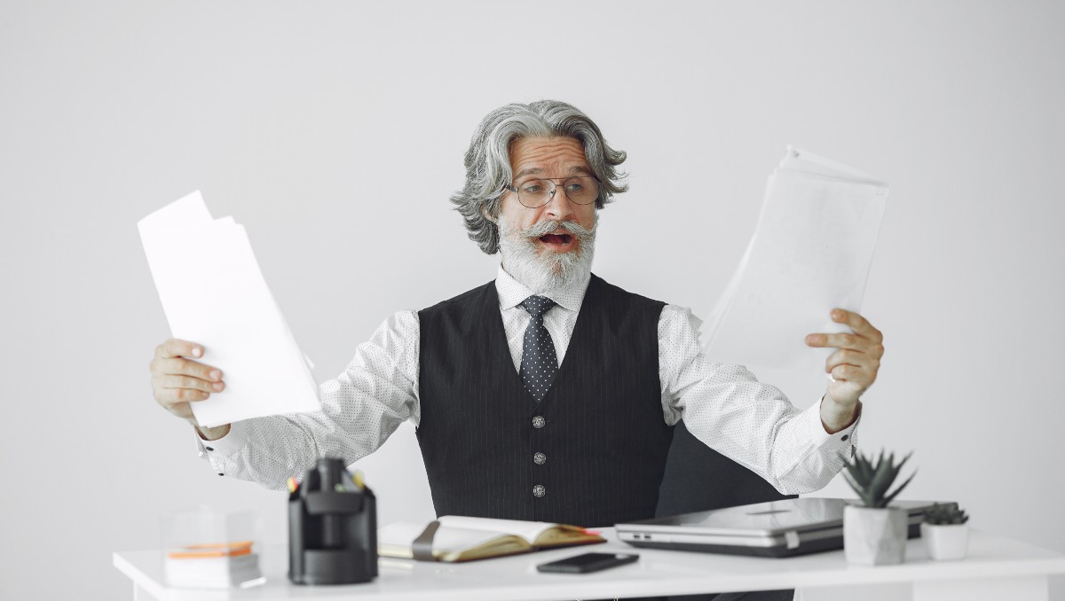 La burocracia le cuesta caro a la industria mexicana. | Especial