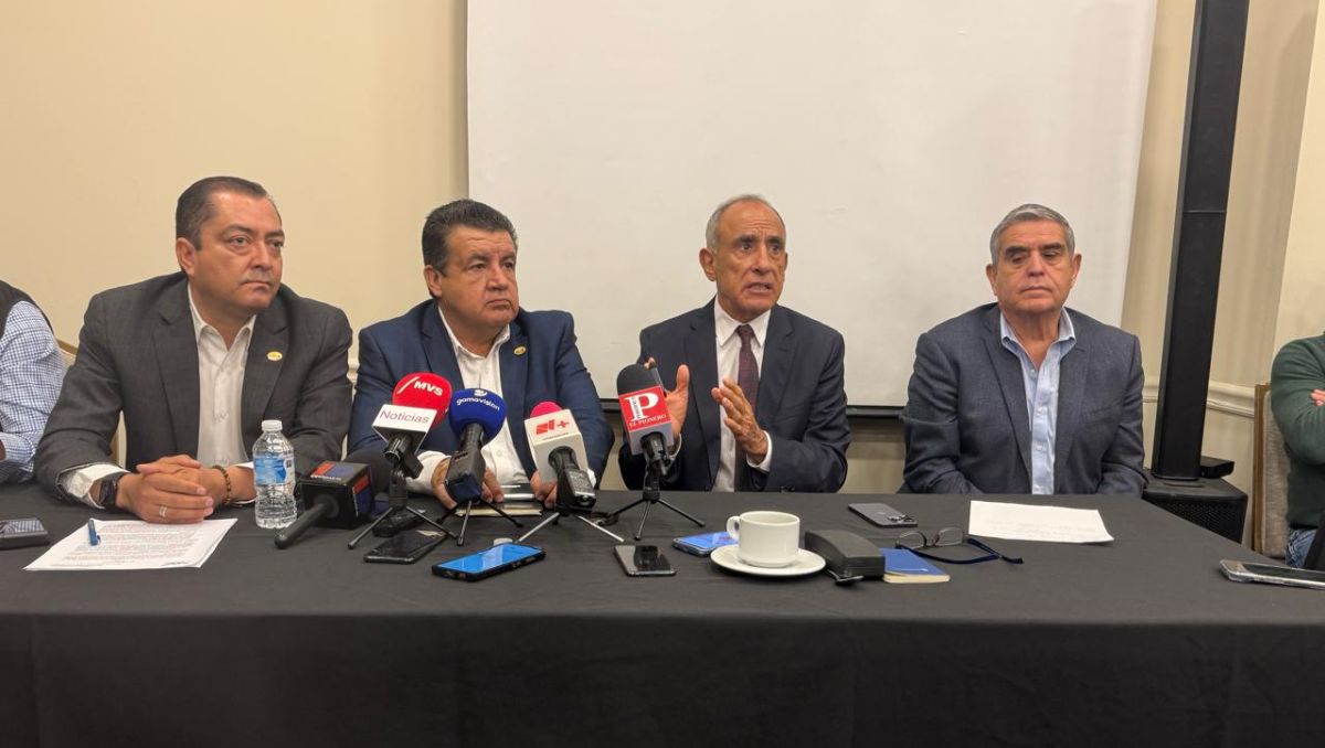 La Confederación Nacional de Transportistas Mexicanos (Conatram) tuvo una conferencia de prensa | Esther Herrera