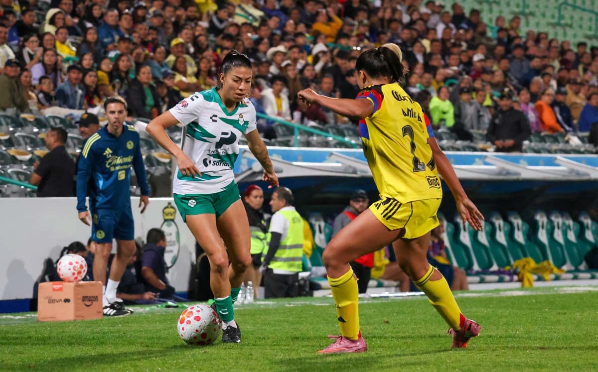 Guerreras piedren ante el América. | Foto: Verónica Rivera