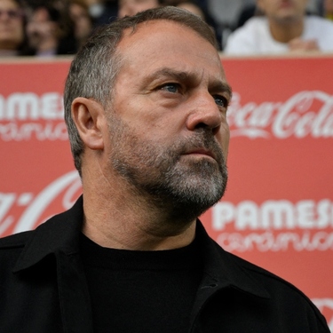 Hansi Flick, director técnico del Barcelona, aseguró que los catalanes no pueden pagar cientos de millones de euros en fichajes como otros