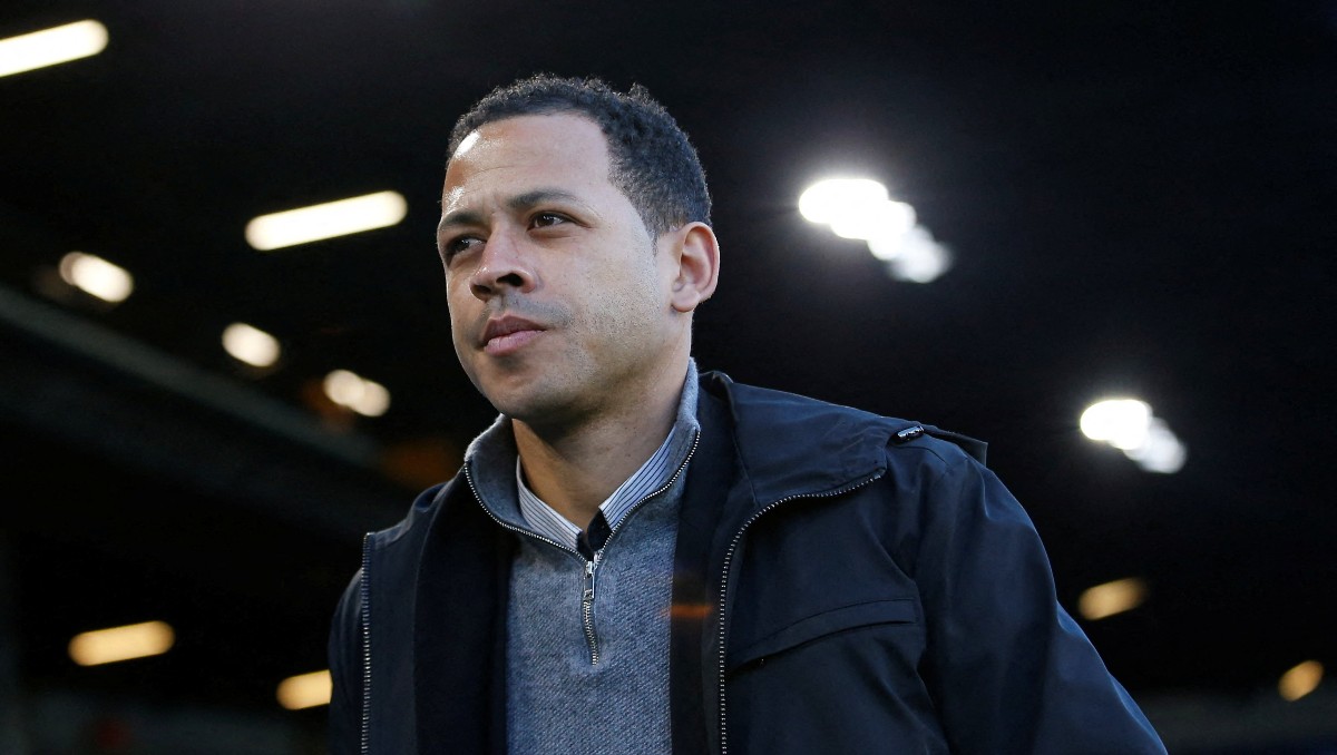 Liam Rosenior es nuevo director técnico de Chelsea en la Premier League (Reuters)