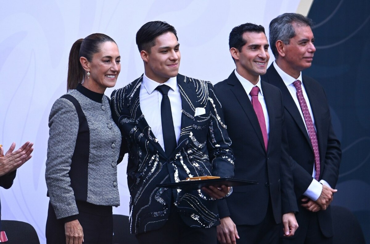 Becas a deportistas mexicanos: de los 9 mil pesos con Ana Guevara a los 26 mil con Rommel Pacheco