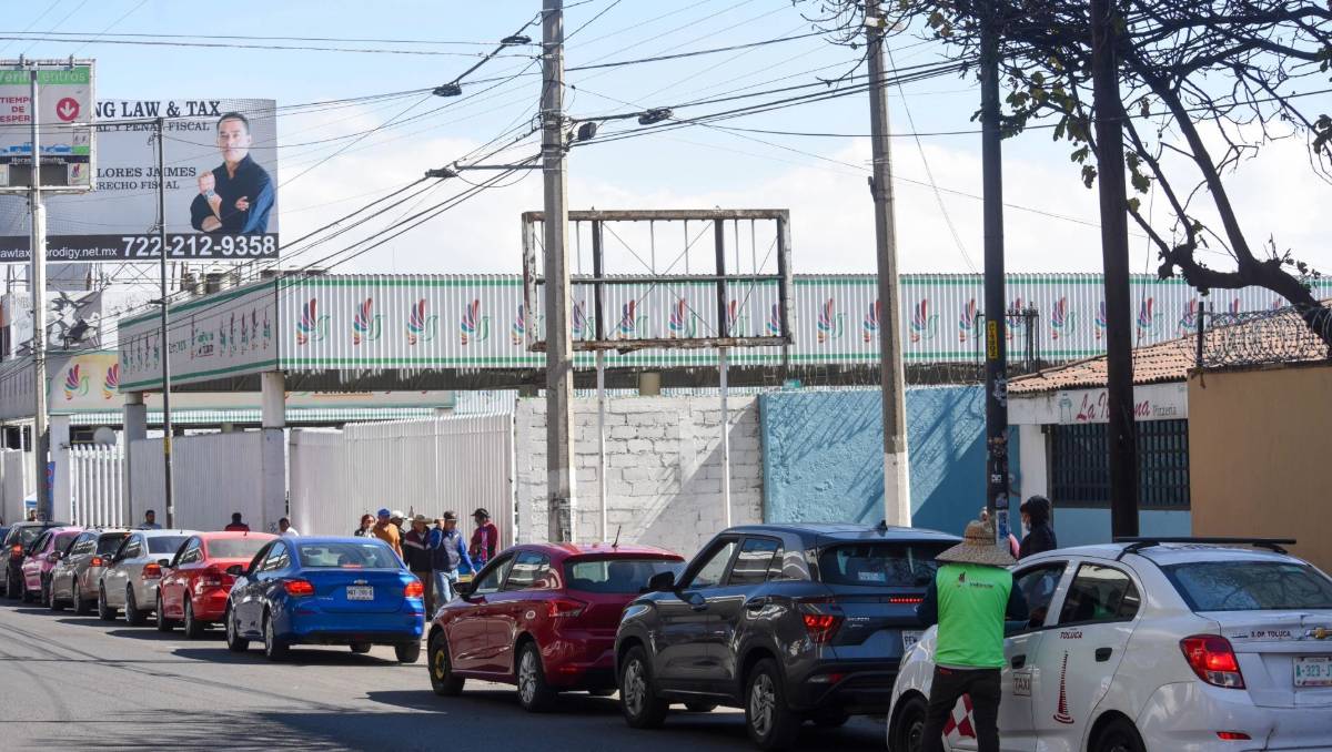 Edomex ofrece pago de refrendo y tenencia con tarjeta, transferencia, CoDi o puntos bancarios. Foto: Cuartoscuro