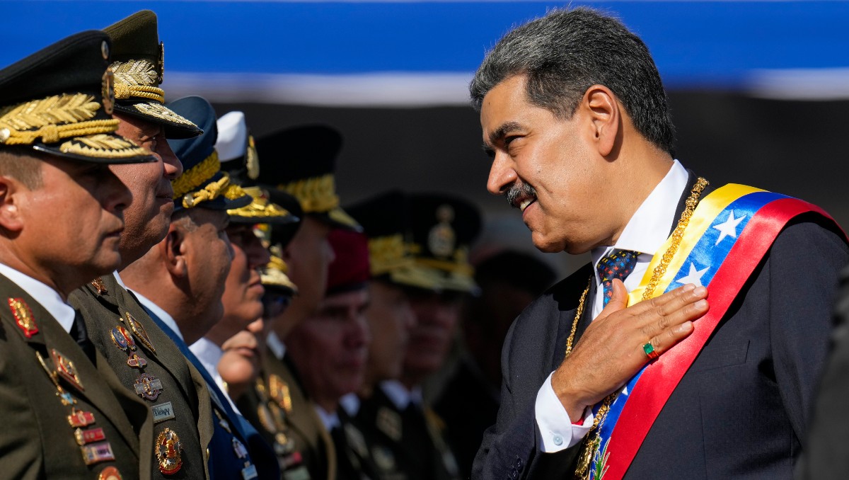 Nicolás Maduro se desempeñó como beisbolista y músico antes de su carrera política. | AP