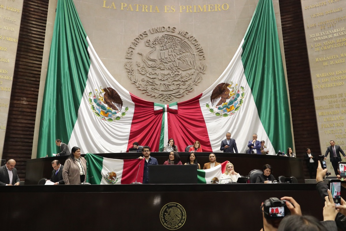 PAN y PRI cuestionaron la defensa a Maduro por parte de la 4T. | Especial