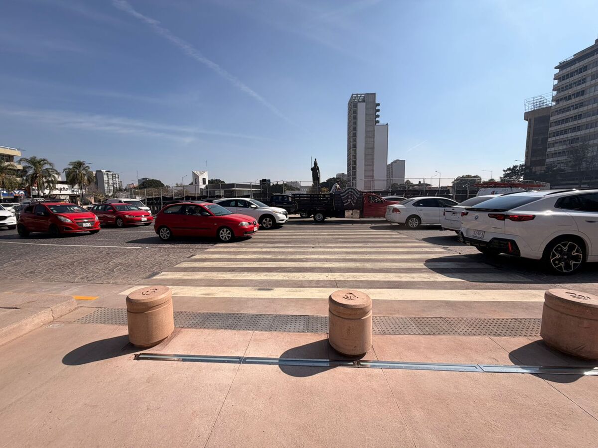 Avanzan obras en La Minerva. (Roberto Hurtado)