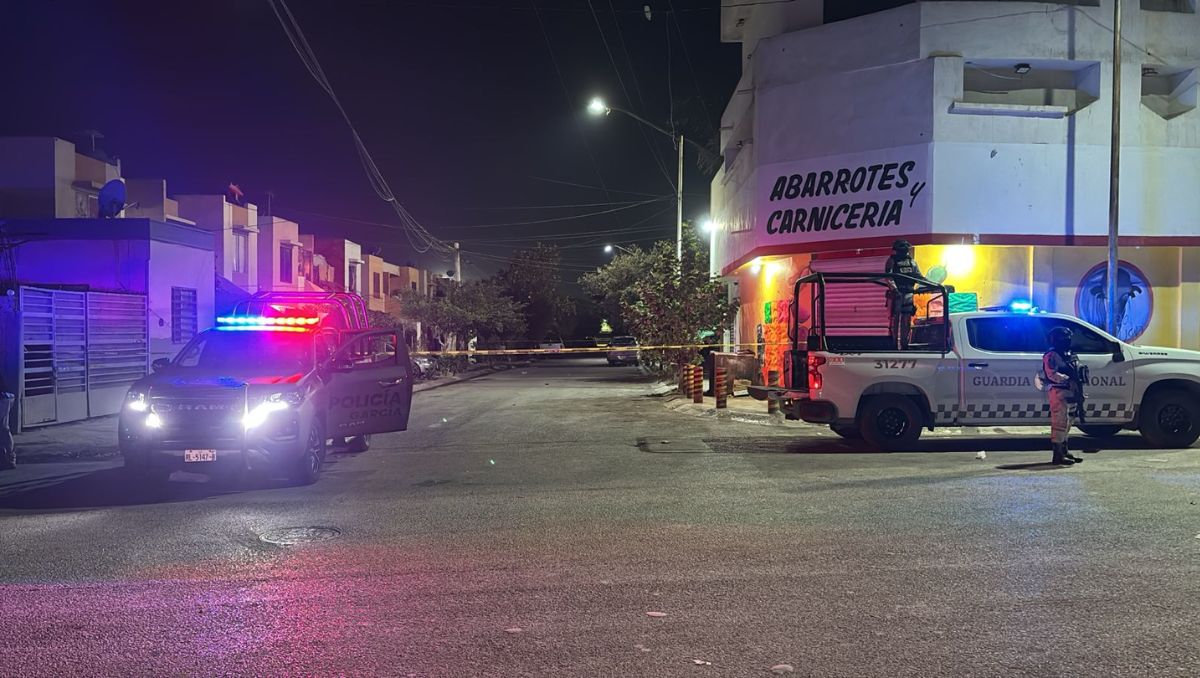 El joven fue trasladado al IMSS, donde su estado de salud fue reportado como grave. Fernanda Pérez