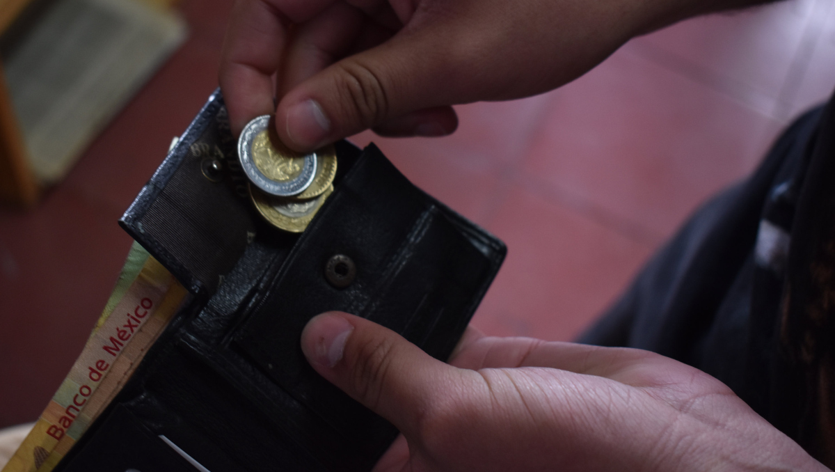 Cuesta de enero es por exceso de gastos: especialista UPAEP | EsImagen