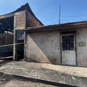 Esto en el sitio en el que se registró una explosión y un fuerte incendio que alcanzó llamas de más de 40 metros de altura.