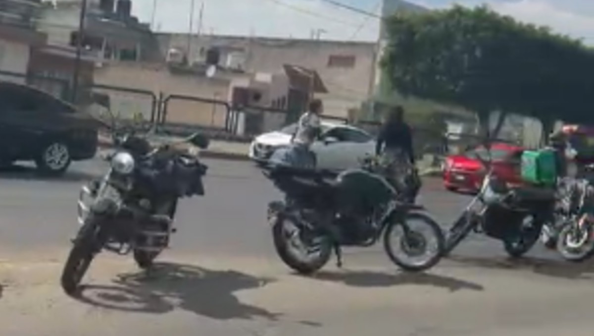 Durante el recorrido, varios vehículos circularon en caravana por uno de los principales ejes viales de la ciudad. | Cortesía