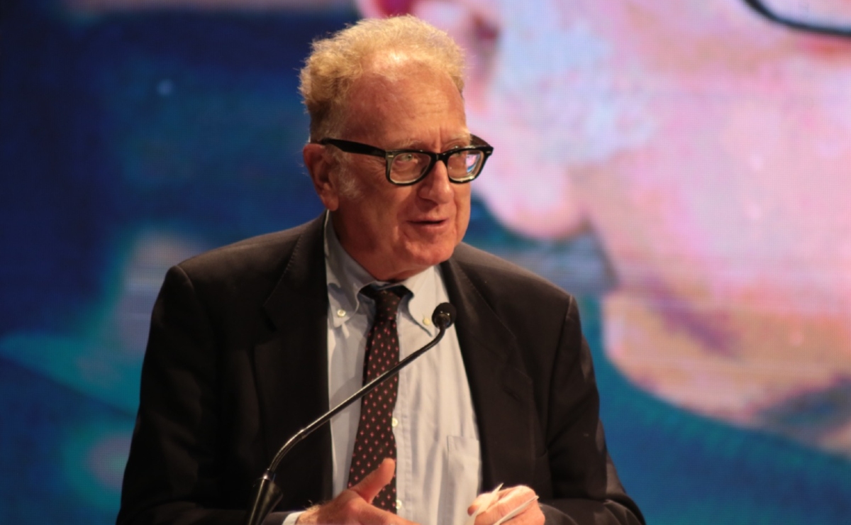 “El hombre es un animal depredador, el más rapaz que existe”: Valerio Magrelli, poeta