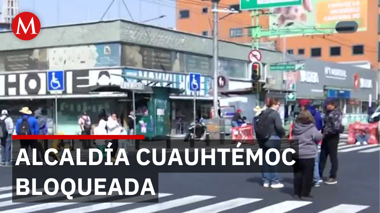 Comerciantes cierran Eje Central y José María Izazaga en la Cuauhtémoc