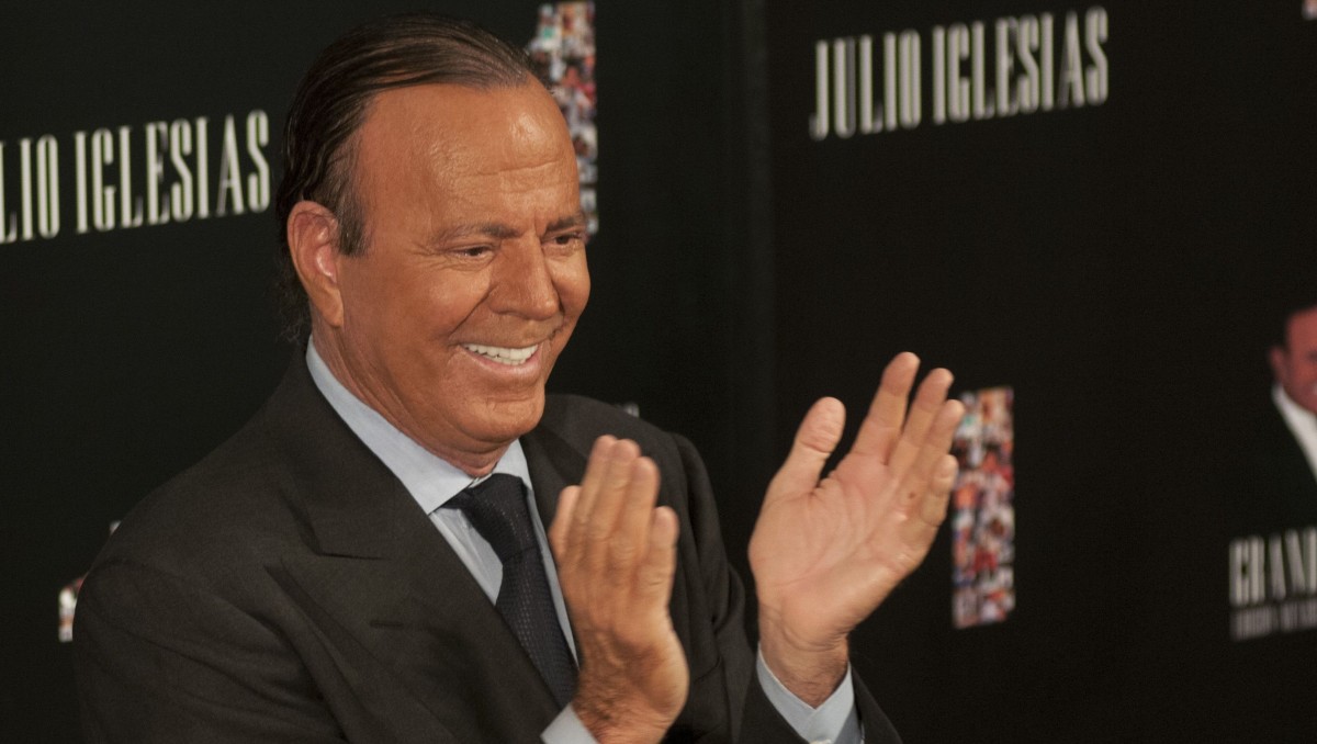 Julio Iglesias durante una conferencia en México en el 2013 | CUARTOSCURO