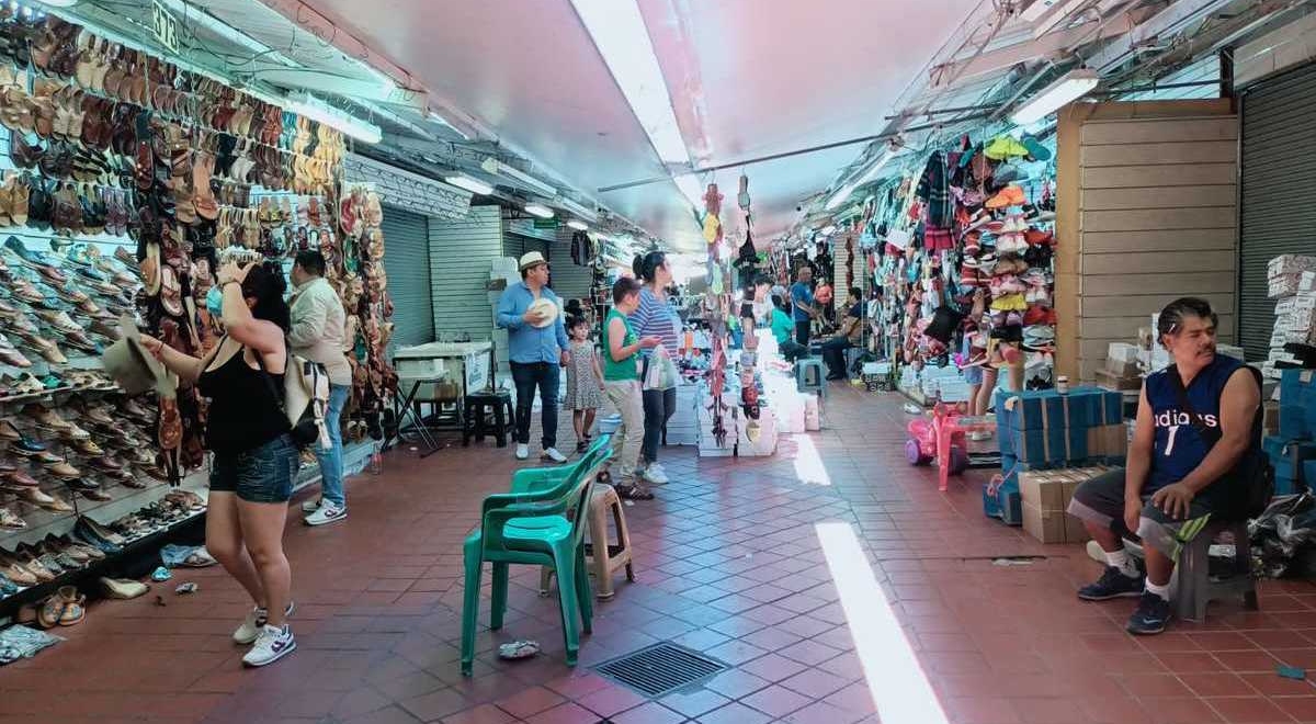 En varios de los puntos más importantes del AMG también operan las rifas colombianas (Foto: Josefina Ruiz)