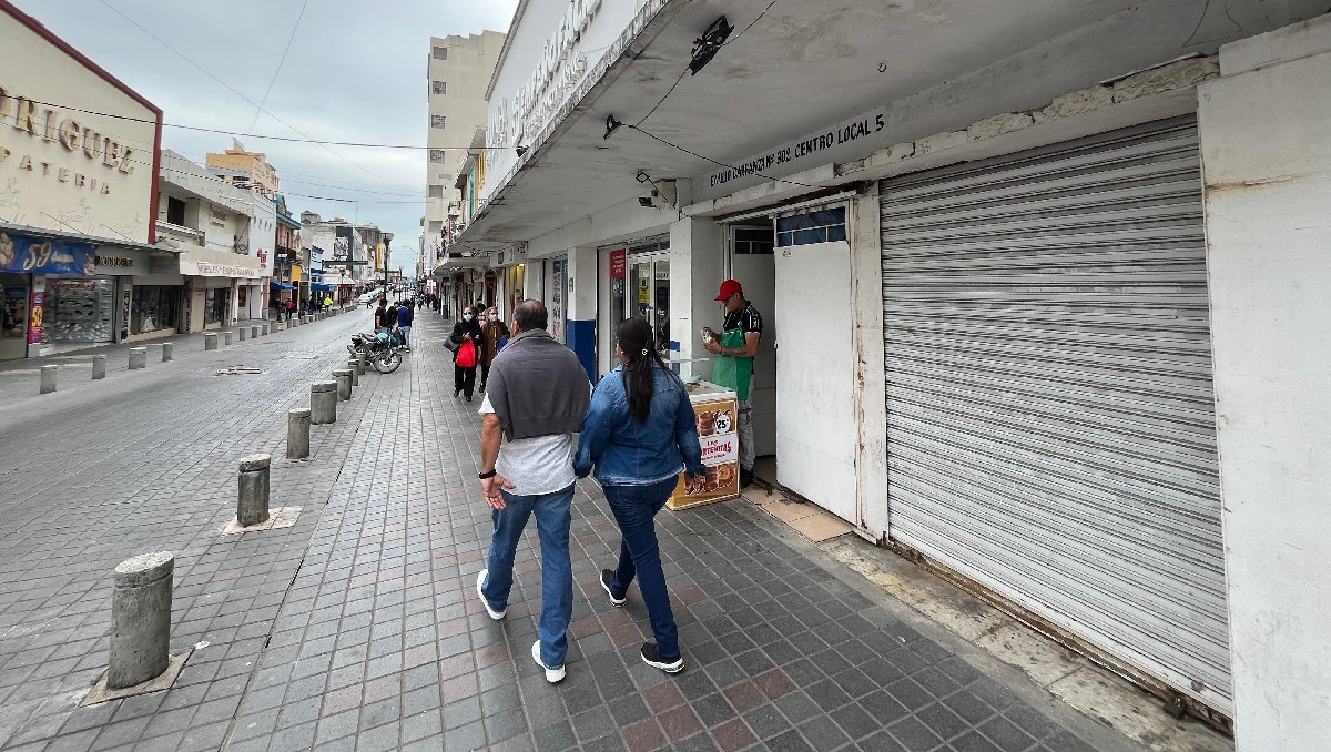 Negocios del centro de Tampico no soportan la cuesta de enero. (Yazmín Sánchez)