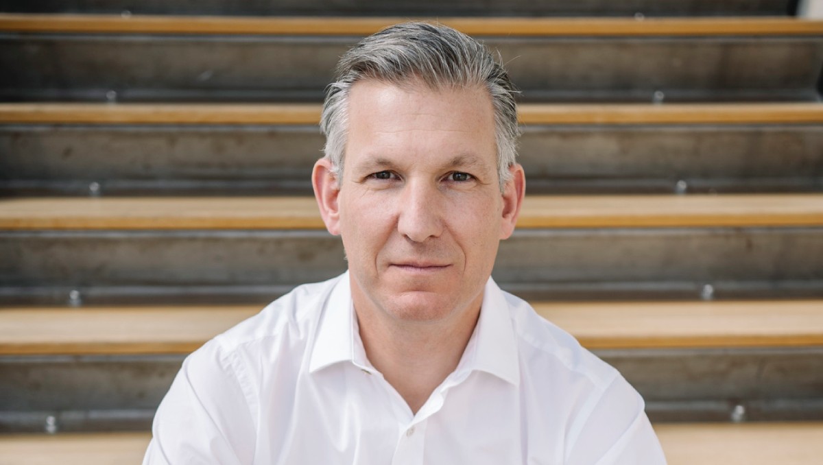 Pide disculpas CEO de Nestlé tras retiro de fórmulas infantiles