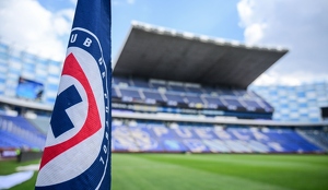 Cruz Azul se encuentra a punto de poder concretar la venta del polaco Bogusz, pero también busca darle acomodo a Camilo Cándido para poder fichar más jugadores