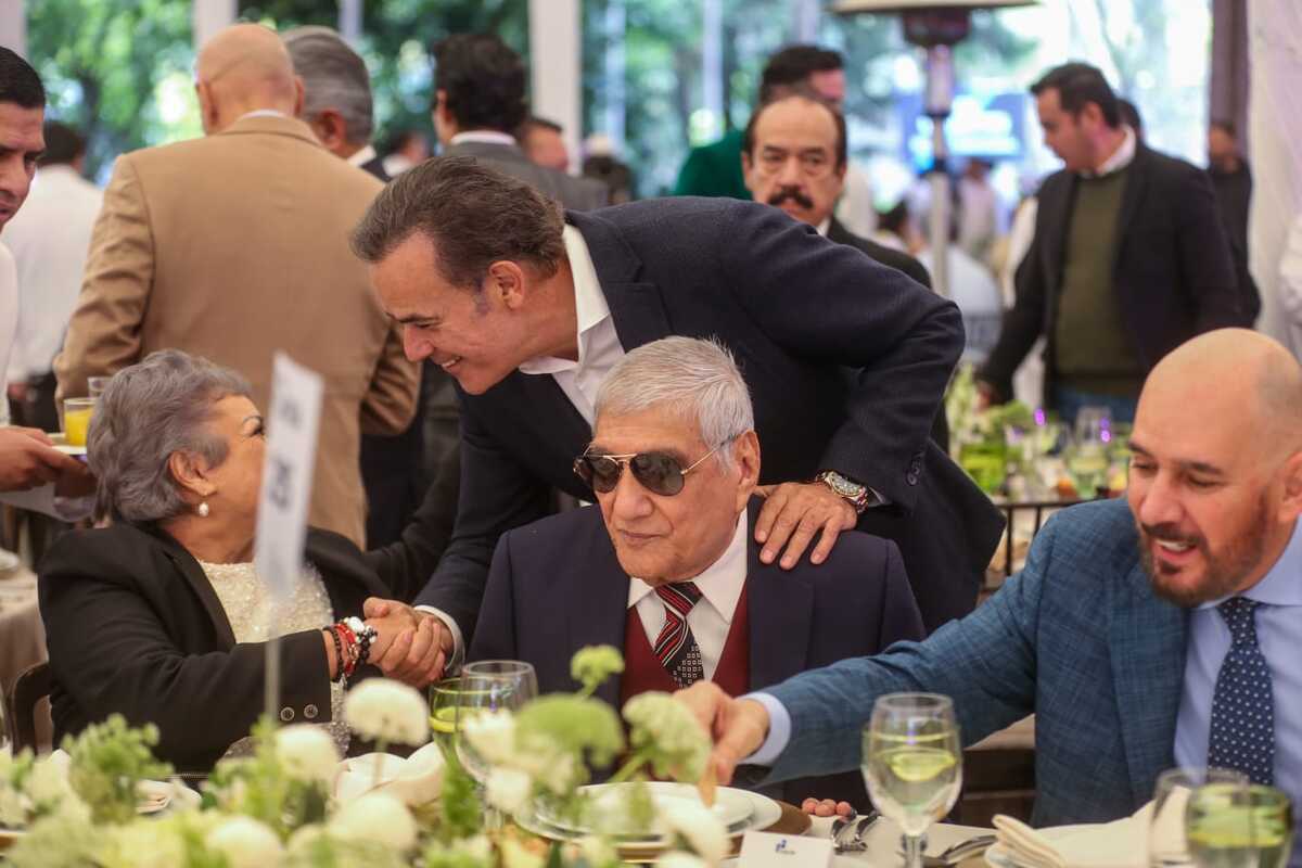 Remuneración compensatoria e Inteligencia Artificial, los retos para la Sociedad de Autores y Compositores de México: Roberto Cantoral