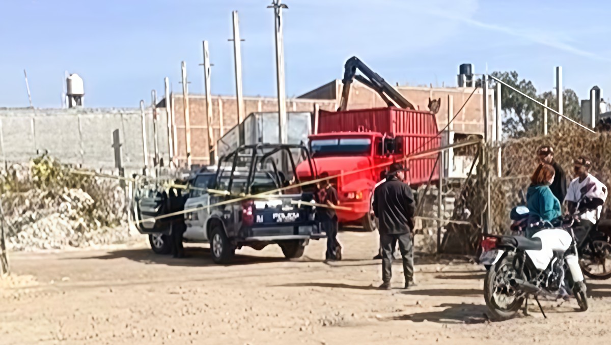 León: muere joven aplastado por estructura en recicladora | Especial