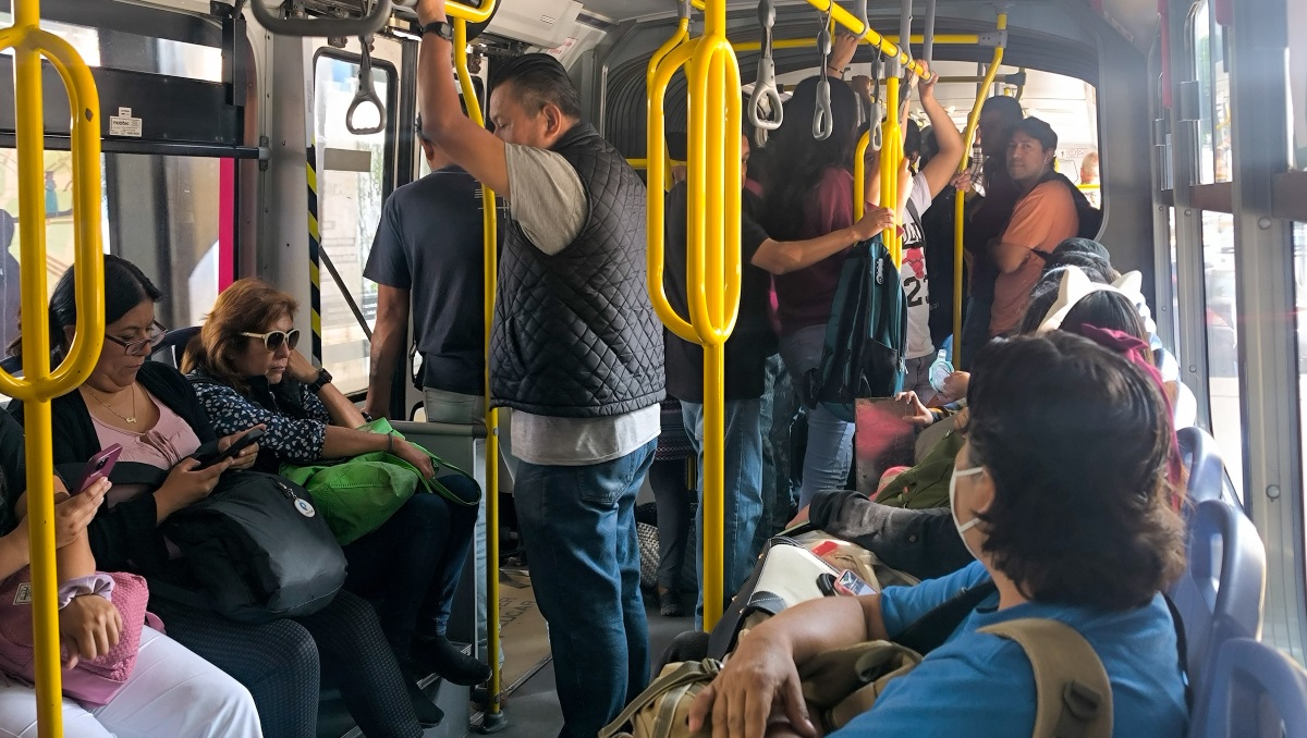 RUTA en Puebla ya permite consumo de alimentos en camiones | EsImagen