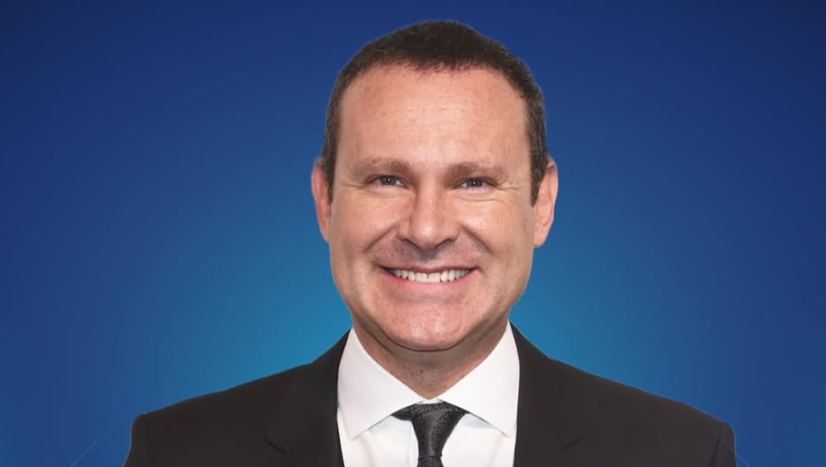 ¿Quién es Alan Tacher, conductor de ¿Apostarías por mí? y cuál es su trayectoria? Todo lo que debes saber