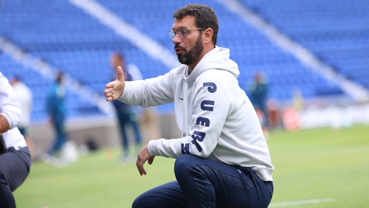 DT del Club Puebla pide apoyo de afición ante duelo contra Cruz Azul | Especial