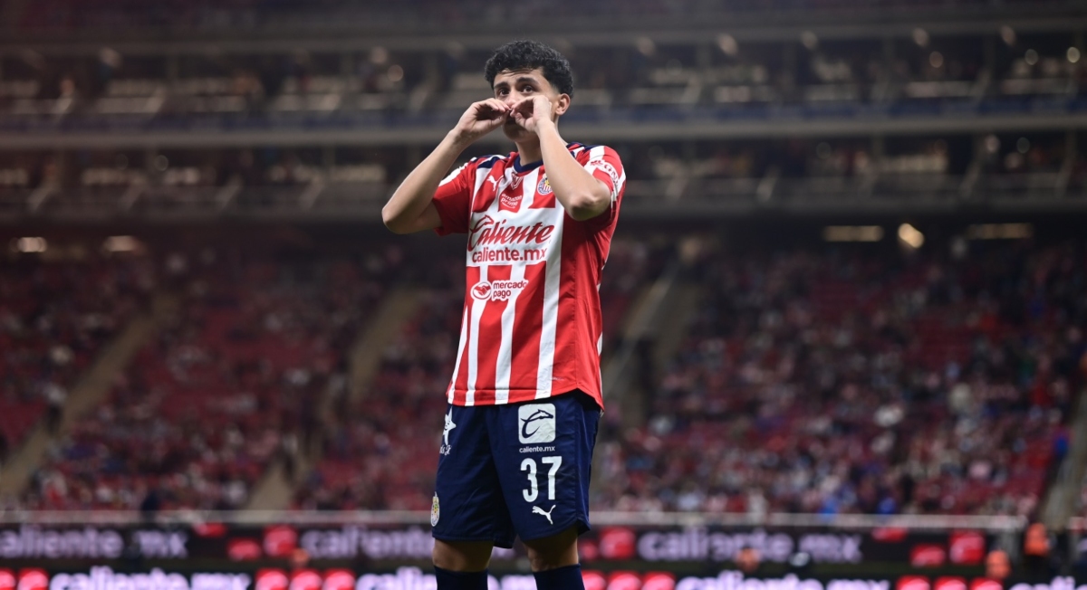 El futbolista con pasado en el PSV Eindhoven, cayó de pie en la institución tapatía (Foto: Imago7)