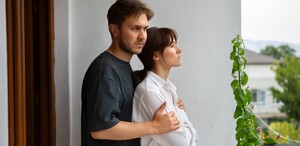 La infidelidad no es la única traición que puede afectar a la relación de pareja