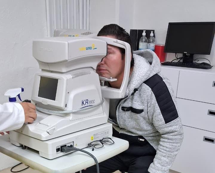 Jornadas de salud visual en Tulancingo. (Cortesía)