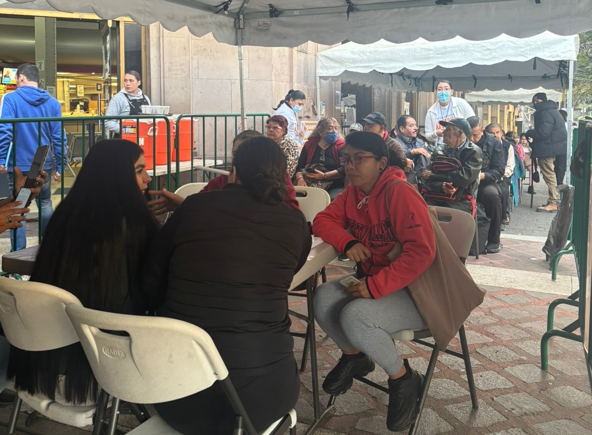 Módulos de atención para la Tarjeta Única. (Josefina Ruíz)