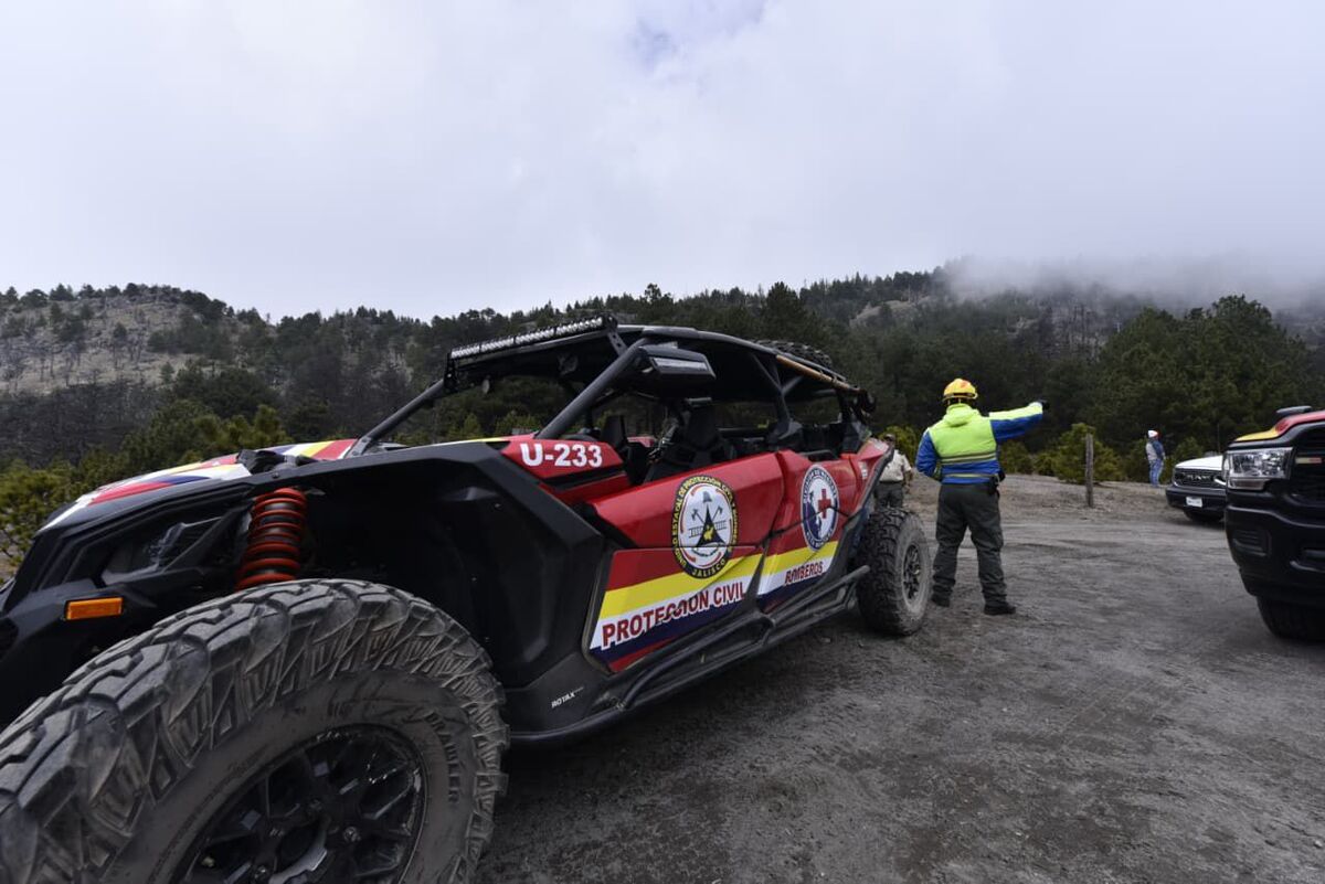 Operativo de vigilancia en el Nevado de Colima. (Cortesía)