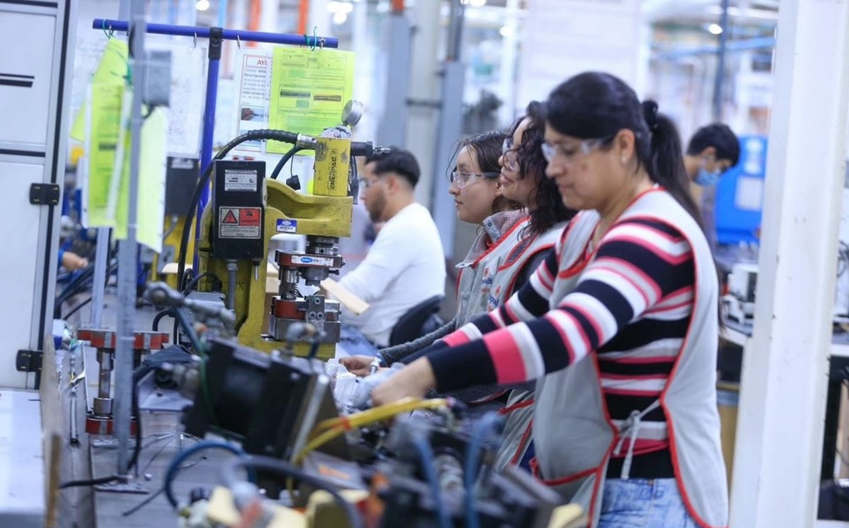 Trabajadores en plantas de manufactura en Tamaulipas. | Cortesía