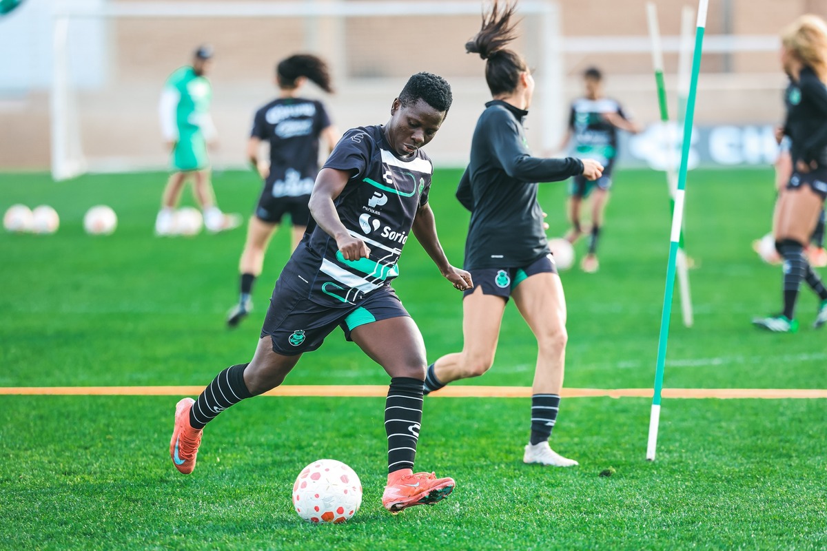 Club Santos Femenil. | Especial