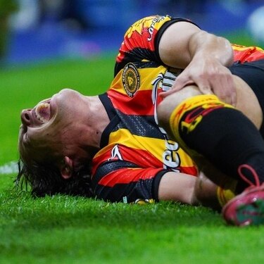 Los Leones Negros informaron en un comunicado sobre la lesión de Carlos Fierro, quien sufrió ruptura de ligamento cruzado, colateral medial y daño en el menisco