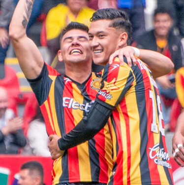 Los Leones golearon a la Jaiba