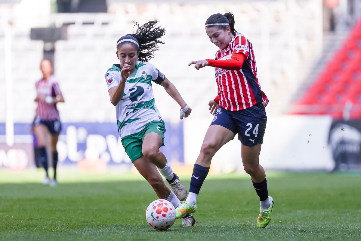 Chivas recibió a Santos Laguna en la jornada 3. | Especial